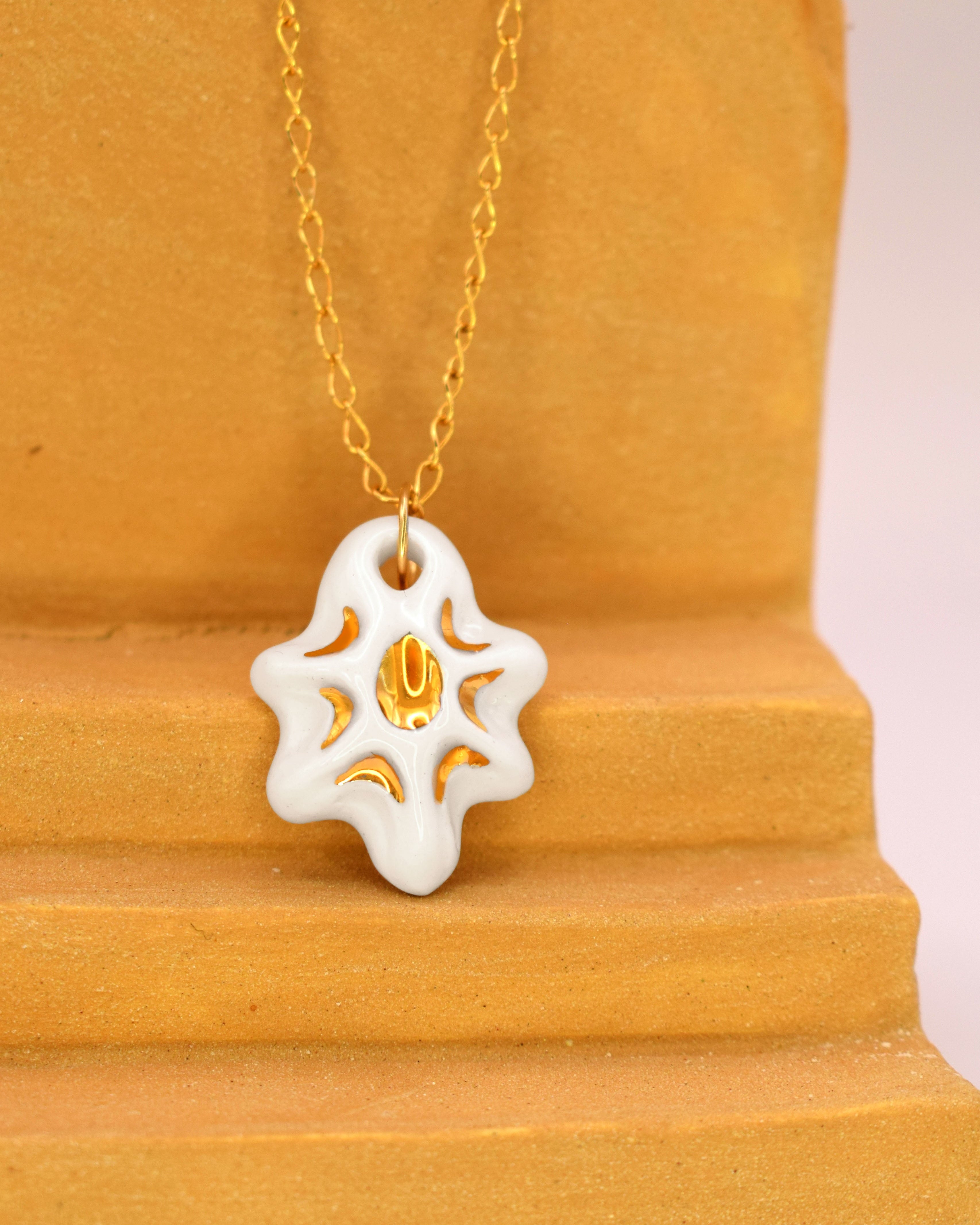Pendentif Wara